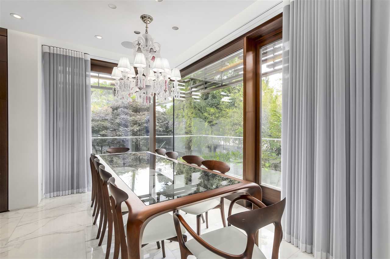 16 6063 IONA DRIVE, Vancouver West 9