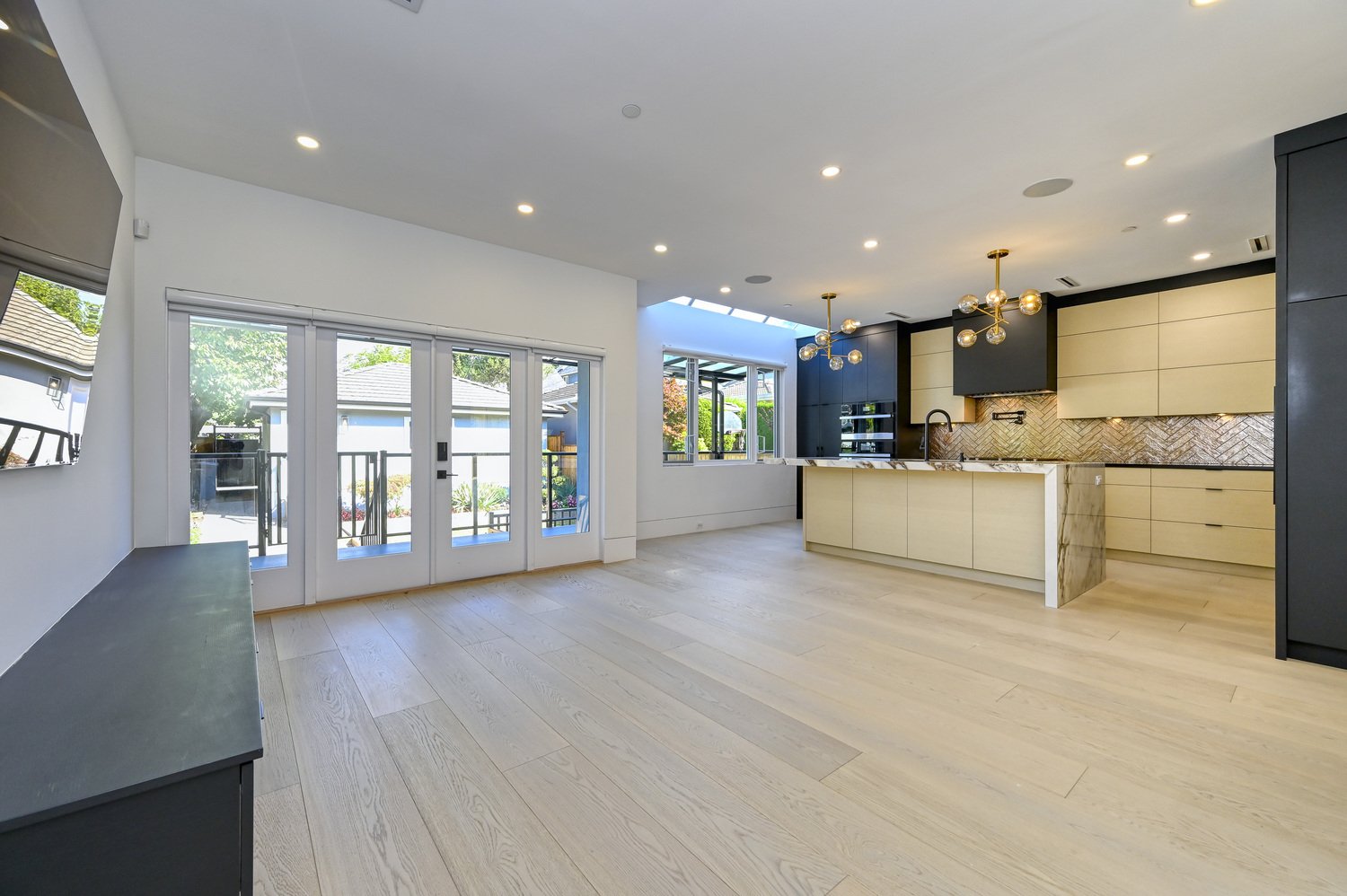 1955 W 42nd Avenue, Vancouver 7