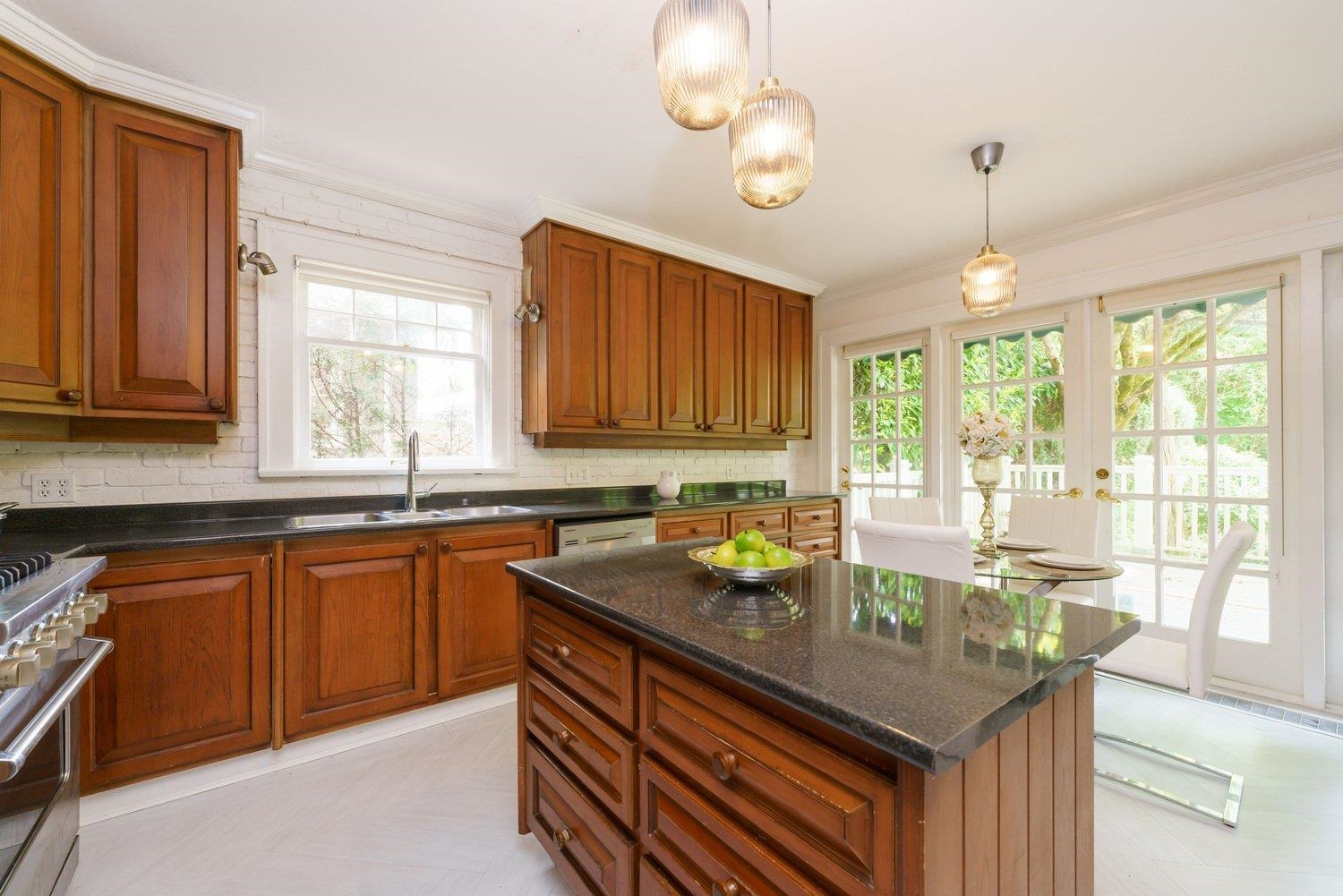 1676 W 28TH AVENUE 15