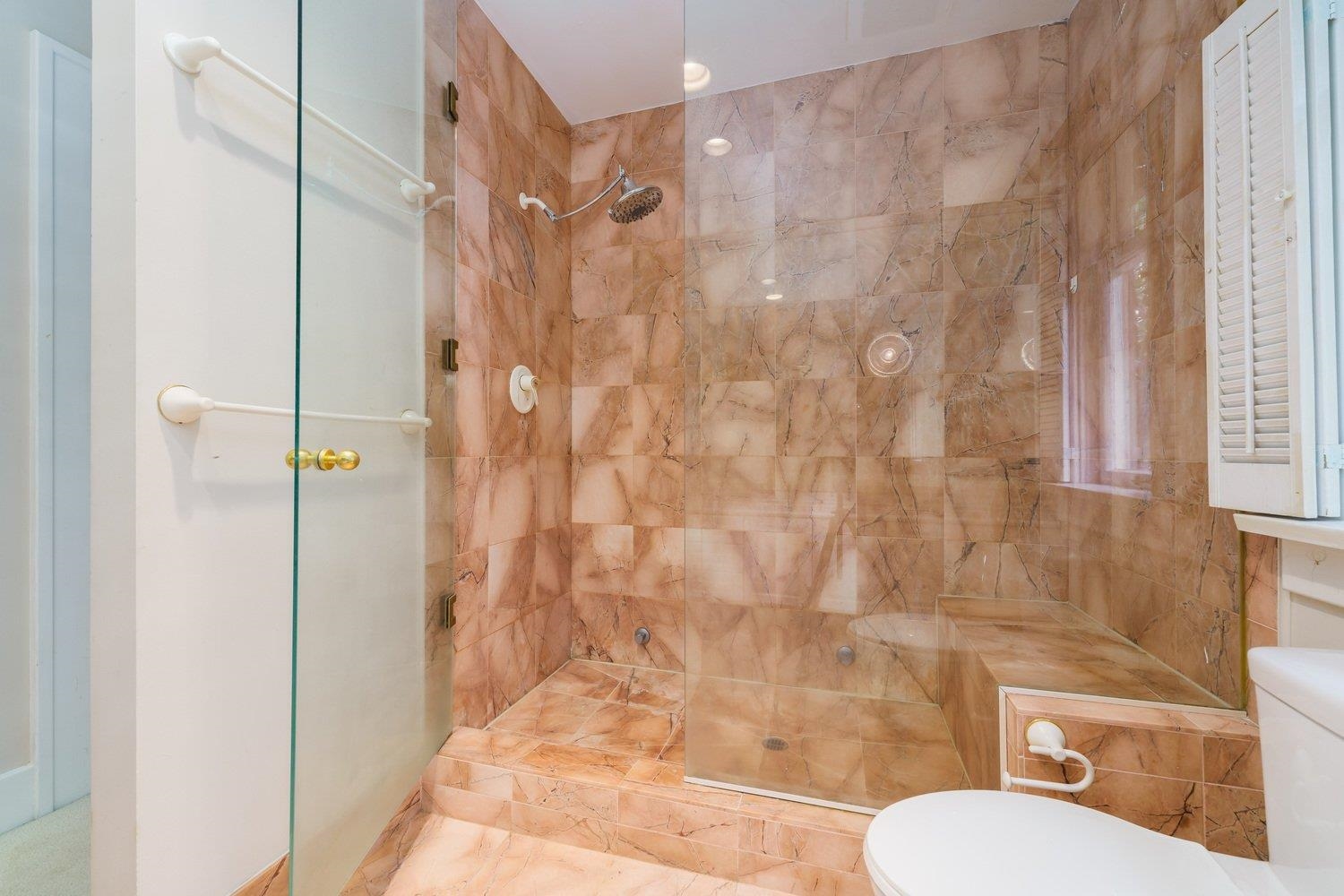 1676 W 28TH AVENUE 27