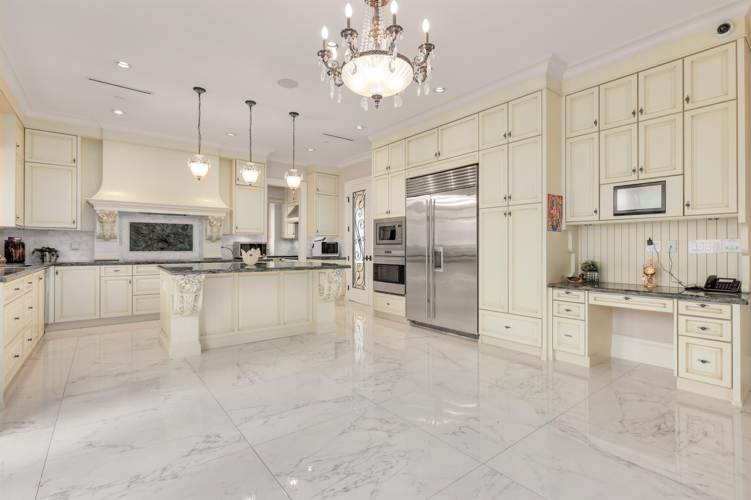 1335 W 26TH AVENUE 11