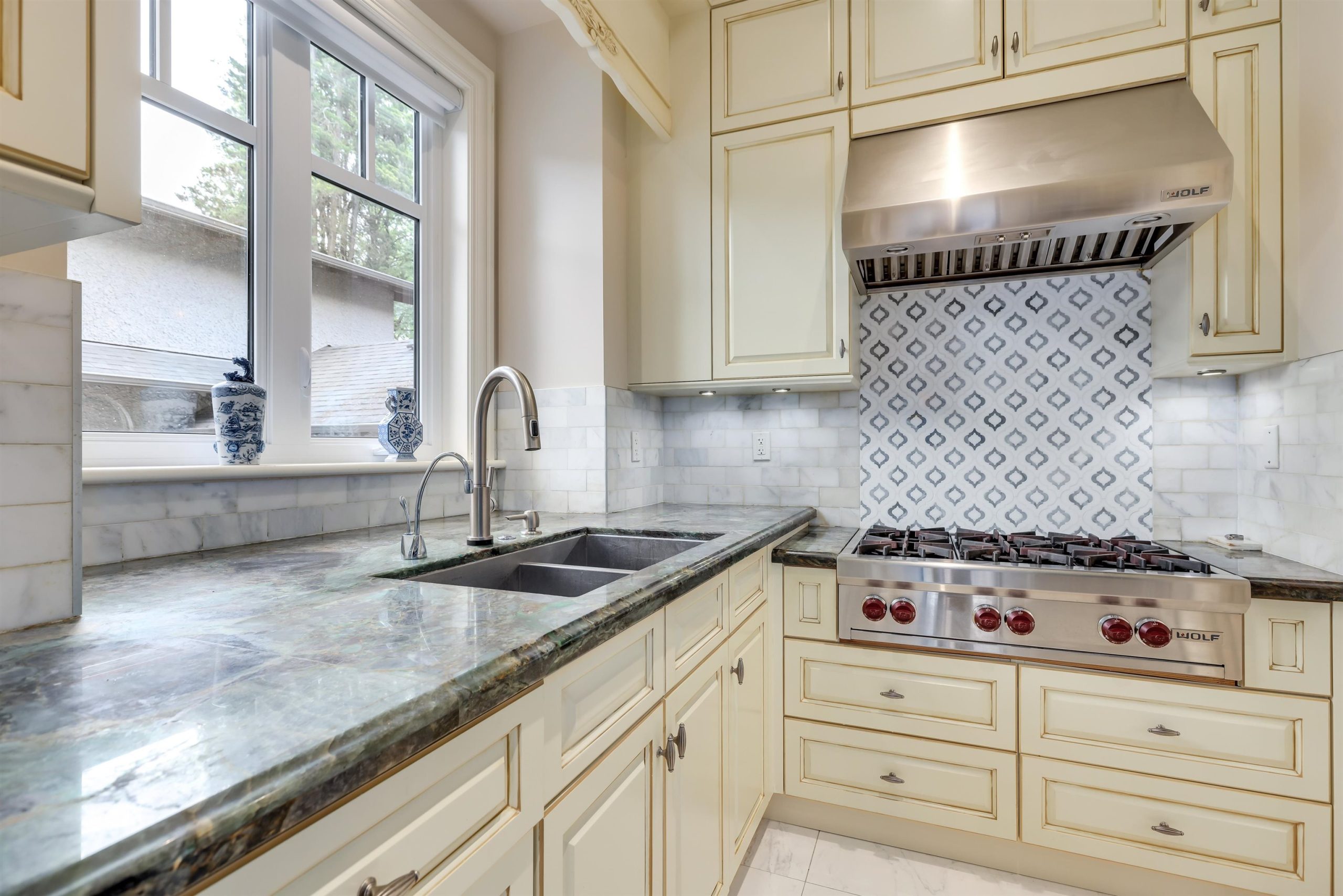 1335 W 26TH AVENUE 13