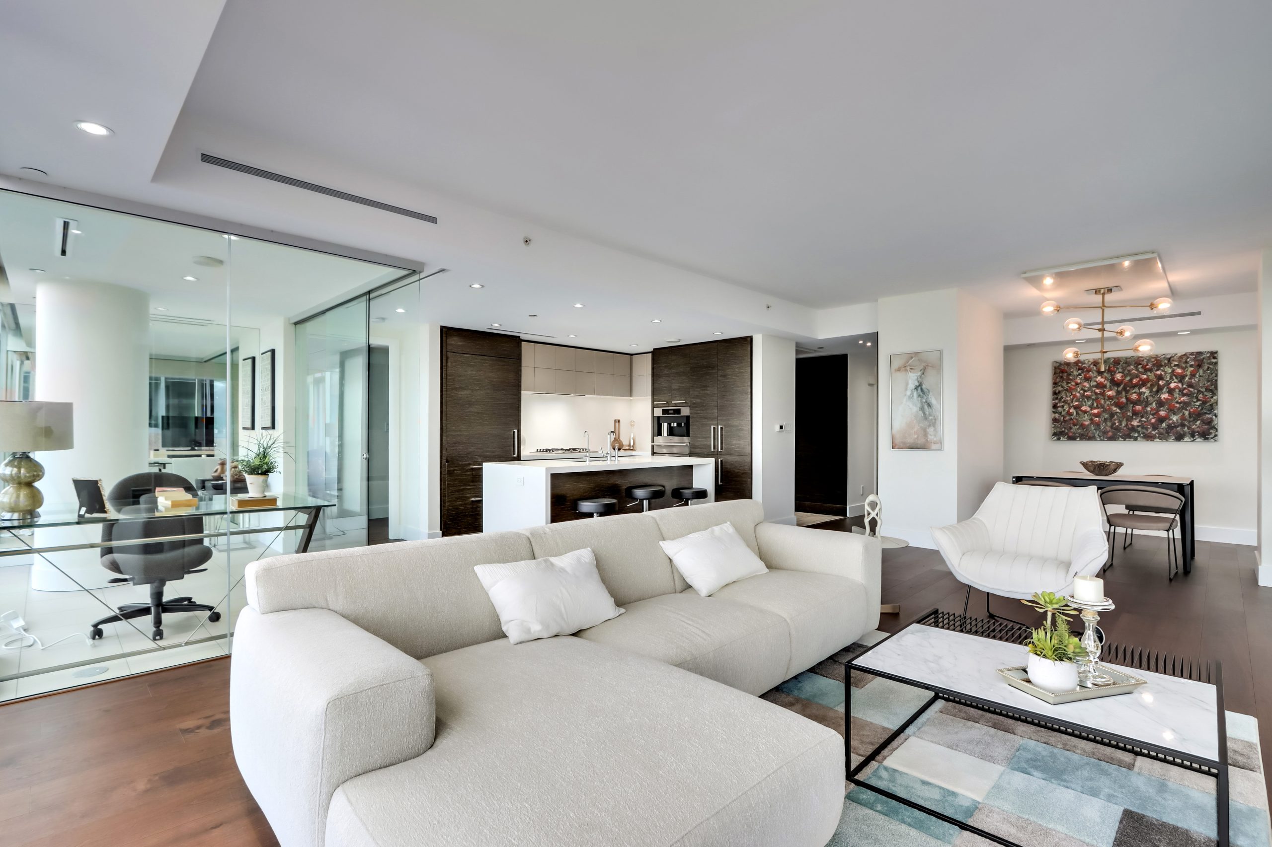 2502 667 Howe Street, Vancouver 5