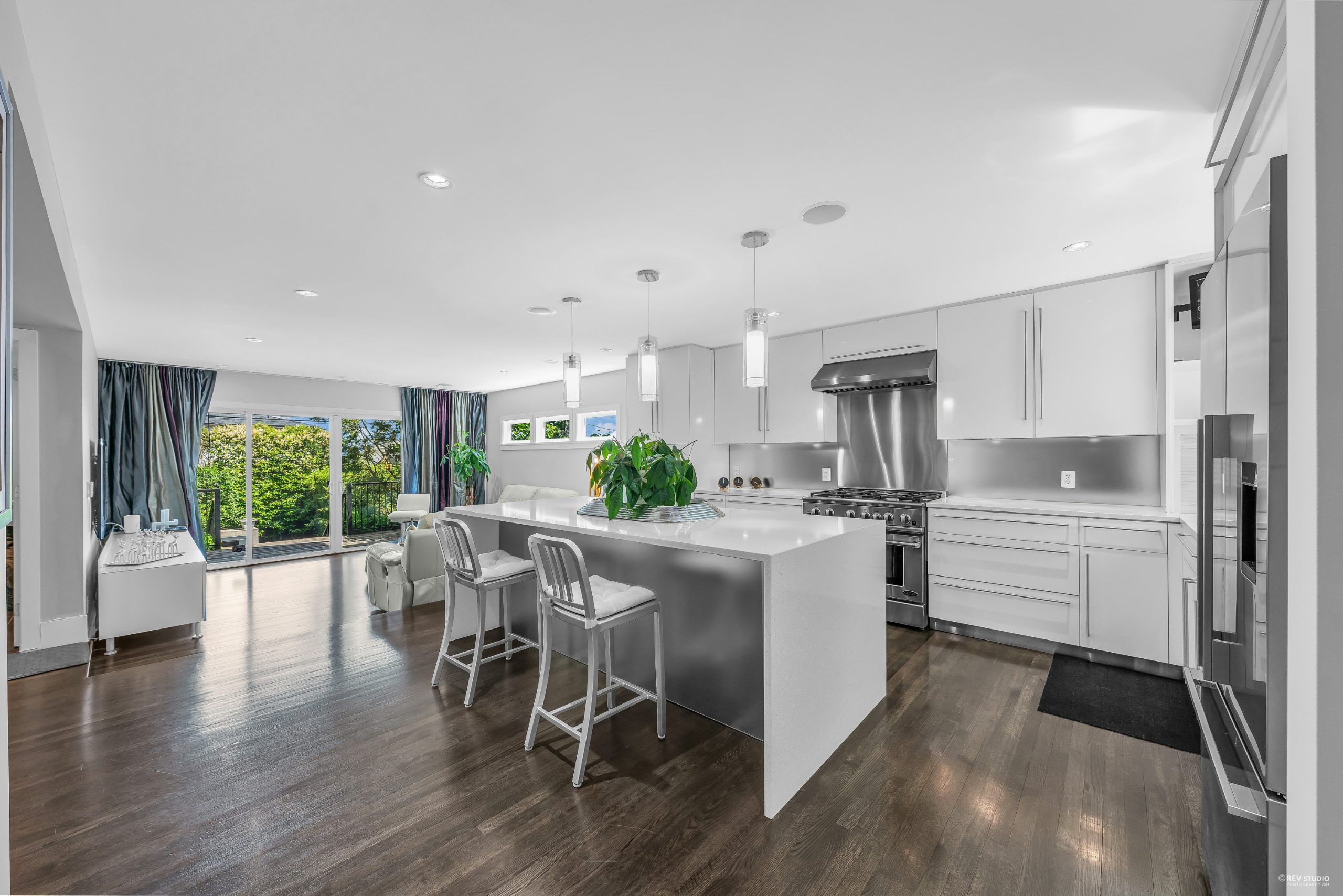 3488 Collingwood Street 8