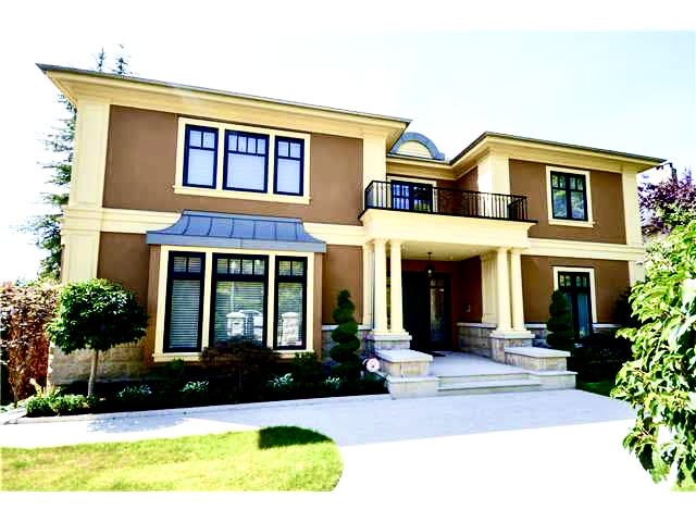 4239 Pine Crescent