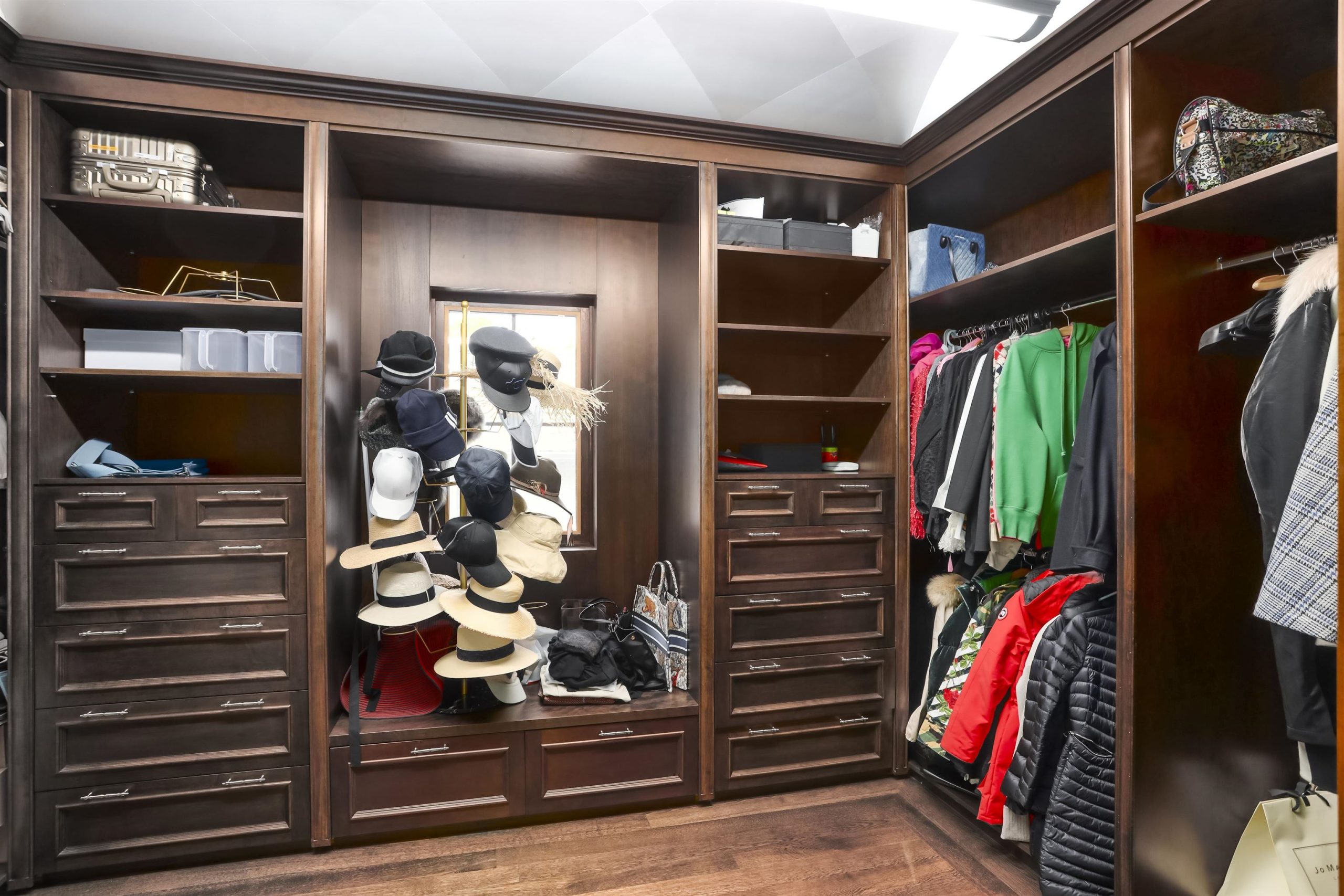 4651 Simpson Avenue, Vancouver 16